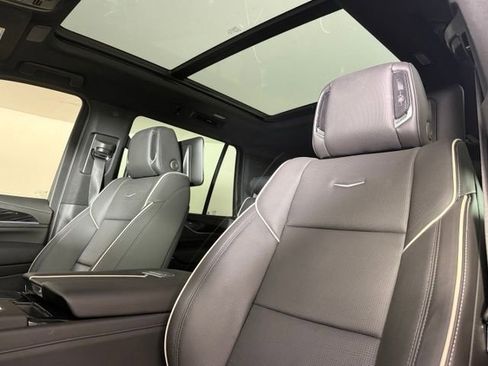 Used 2024 Cadillac Escalade Sport w/ LPO, ONYX Package AWD/4WD image 4