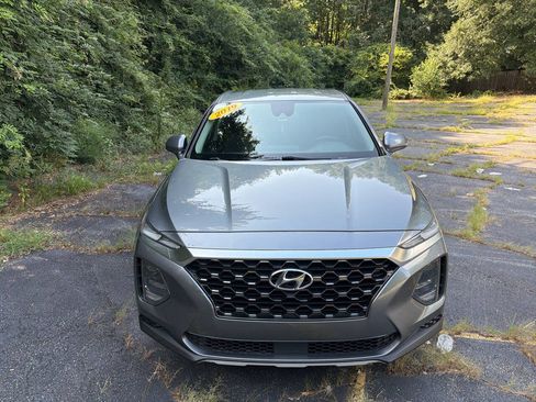 Used 2019 Hyundai Santa Fe SE FWD image 13