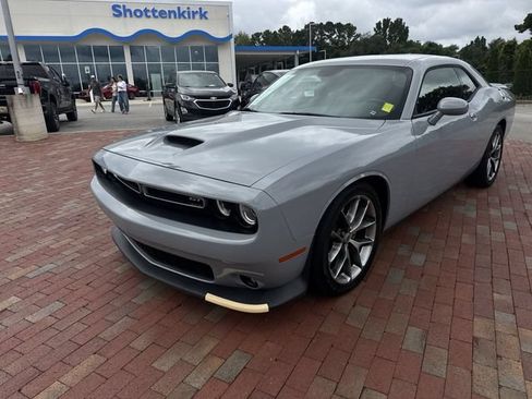 Used 2022 Dodge Challenger GT RWD image 32