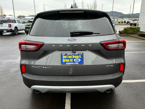 Used 2024 Ford Escape Platinum AWD/4WD image 6
