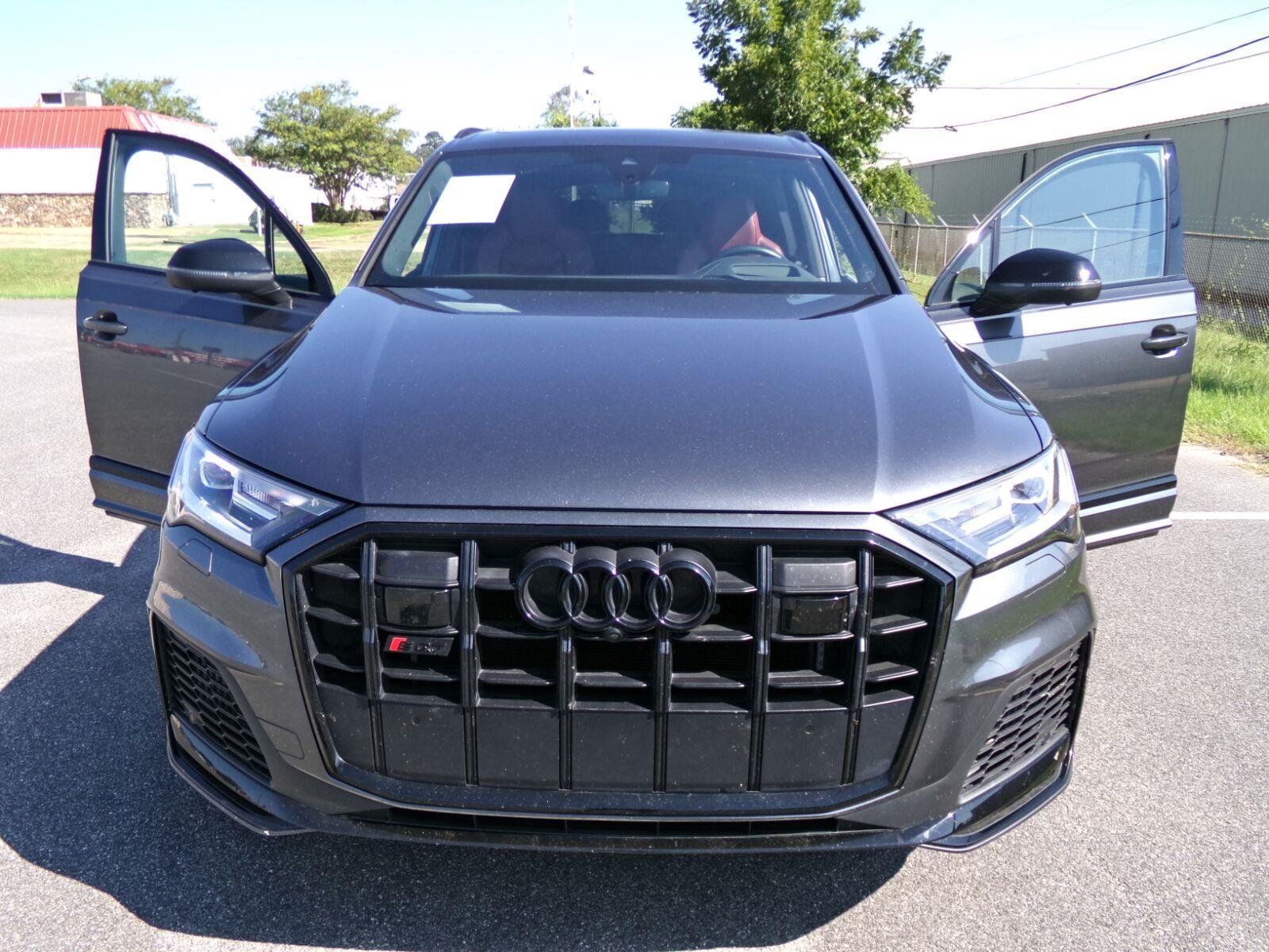 Used 2022 Audi SQ7 Prestige w/ Prestige Package AWD/4WD image 6