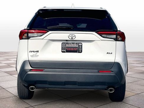 Used 2024 Toyota RAV4 XLE FWD image 4
