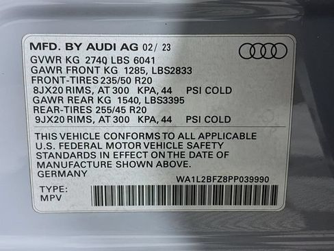 Used 2023 Audi Q4 e-tron Premium Plus w/ Premium Plus AWD/4WD image 32