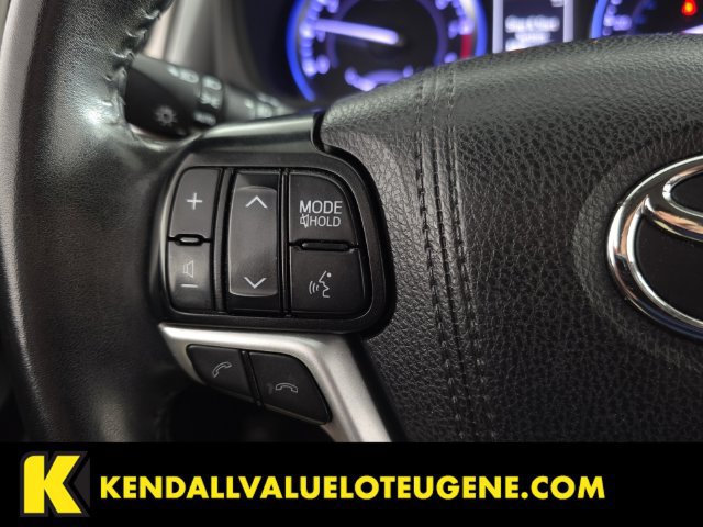 Used 2019 Toyota Highlander XLE w/ Protection Package #3 AWD/4WD image 15