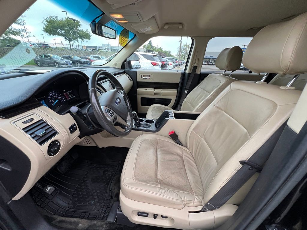 Used 2017 Ford Flex SEL w/ Equipment Group 202A AWD/4WD image 18