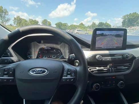 Used 2022 Ford Escape SE AWD/4WD image 12