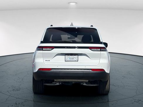 New 2026 Jeep Grand Cherokee Limited image 7