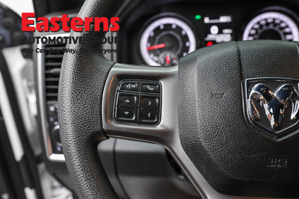Used 2022 RAM 1500 Warlock AWD/4WD image 16