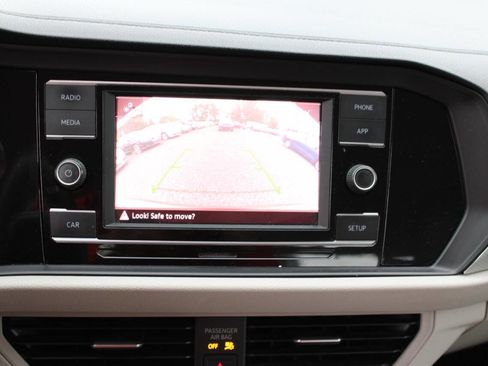 Used 2019 Volkswagen Jetta S w/ Driver Assistance Package image 16