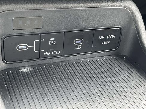 Used 2025 Hyundai Kona SEL AWD/4WD image 18