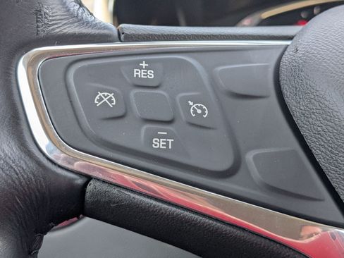 Used 2019 Chevrolet Equinox Premier AWD/4WD image 19