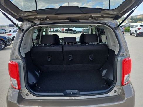 Used 2011 Scion xB FWD image 23