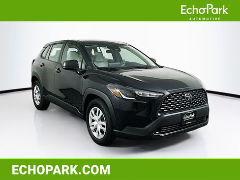 Used 2023 Toyota Corolla Cross L image 1