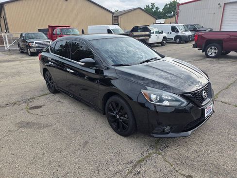 Used 2018 Nissan Sentra SR w/ Technology Package FWD image 1