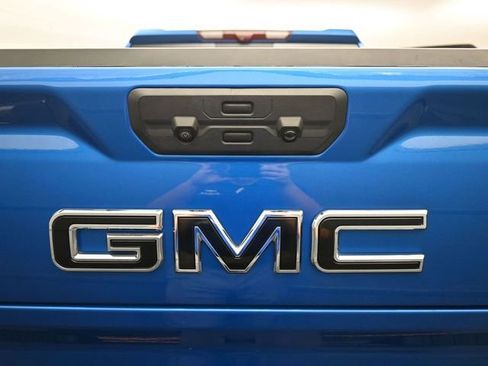 Used 2023 GMC Sierra 1500 AT4X AWD/4WD image 39