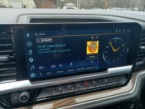 Used 2024 Chevrolet Silverado 1500 RST w/ Convenience Package II AWD/4WD image 13
