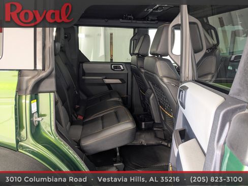 Used 2023 Ford Bronco Badlands w/ Sasquatch Package image 10