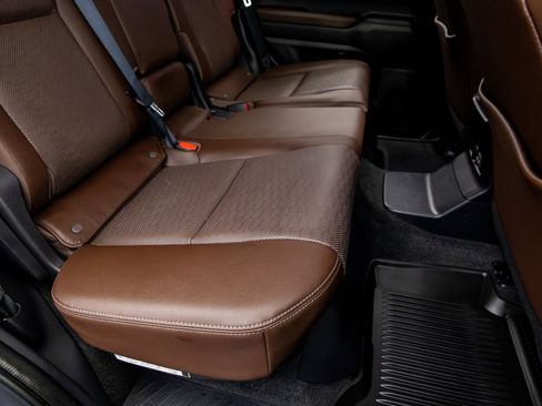 Used 2025 Toyota Land Cruiser w/ Premium Package image 34