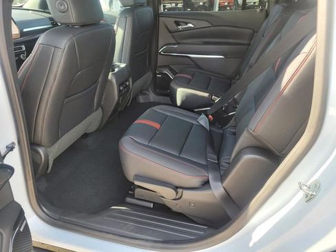 New 2026 Chevrolet Traverse RS image 7