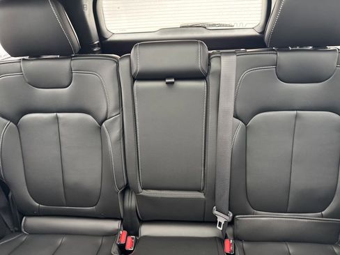 New 2026 Jeep Grand Cherokee Limited AWD/4WD image 15