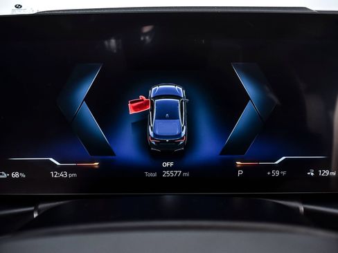 Used 2023 BMW i4 eDrive35 w/ Premium Package RWD image 17