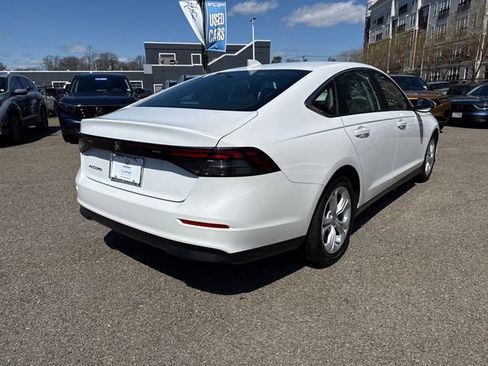 Used 2023 Honda Accord LX image 16