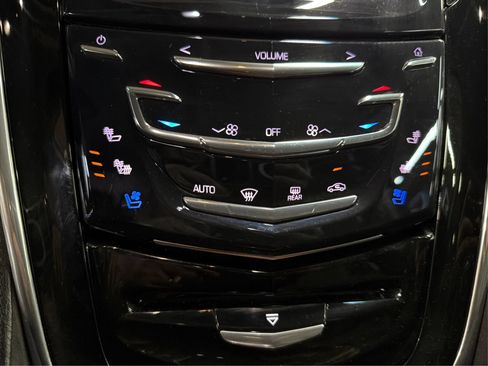 Used 2016 Cadillac Escalade Premium AWD/4WD image 23