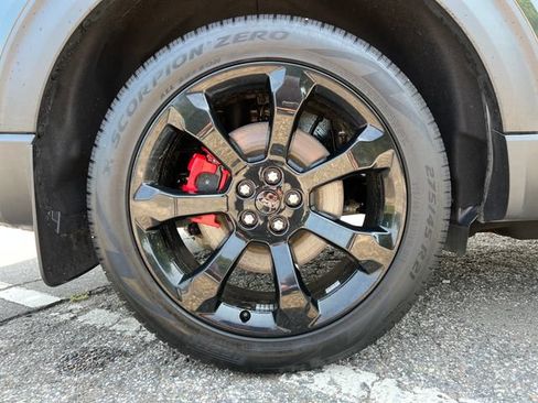 Used 2024 Ford Explorer ST w/ Equipment Group 401A AWD/4WD image 14