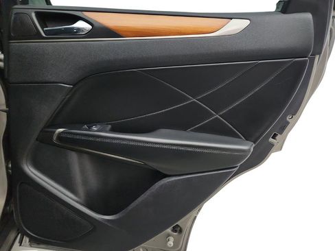 Used 2016 Lincoln MKC Reserve image 29