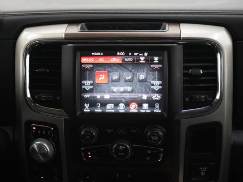 Used 2017 RAM 1500 Laramie AWD/4WD image 15