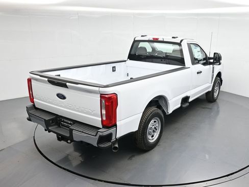 New 2026 Ford F250 XL w/ XL Chrome Package image 35