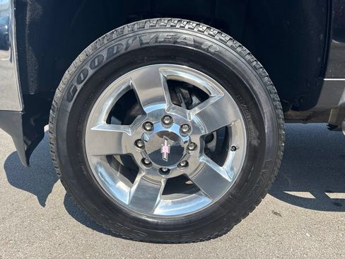 Used 2016 Chevrolet Silverado 2500 LTZ AWD/4WD image 28