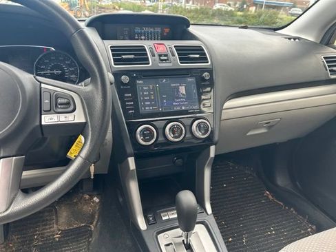 Used 2017 Subaru Forester 2.5i Premium AWD/4WD image 15
