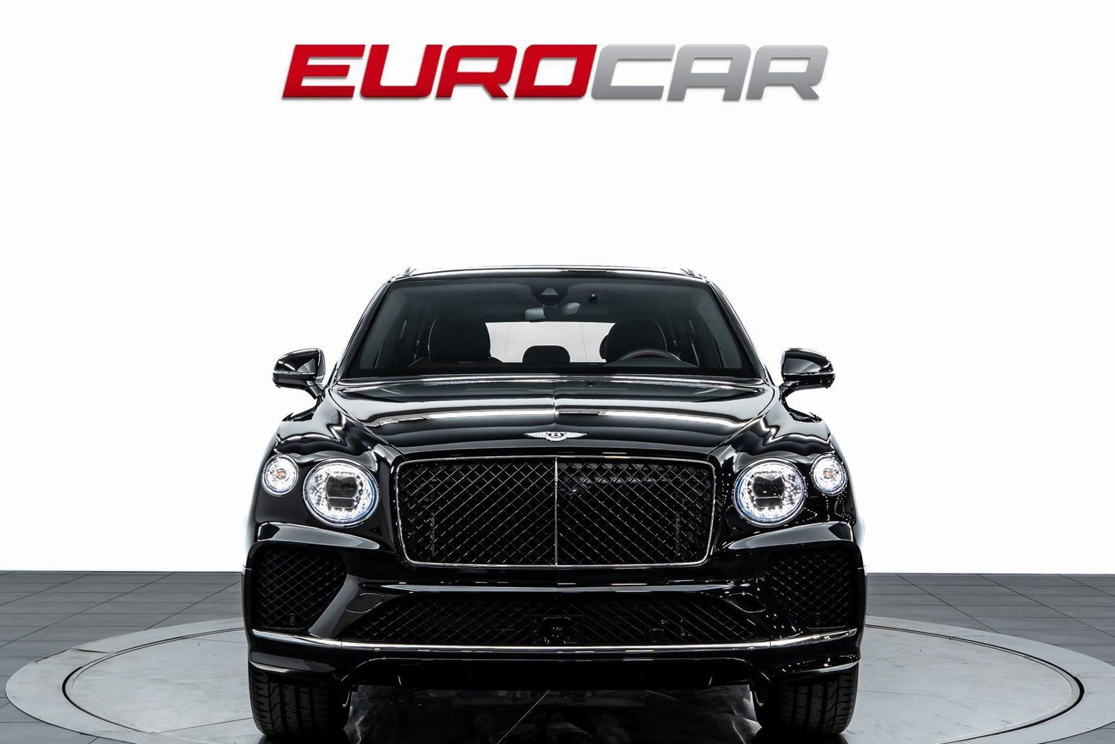 Used 2024 Bentley Bentayga AWD/4WD image 8