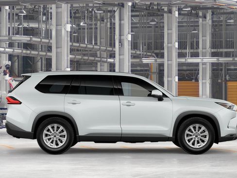 New 2026 Toyota Grand Highlander AWD image 14