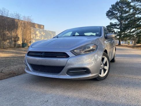 Used 2015 Dodge Dart SXT image 3