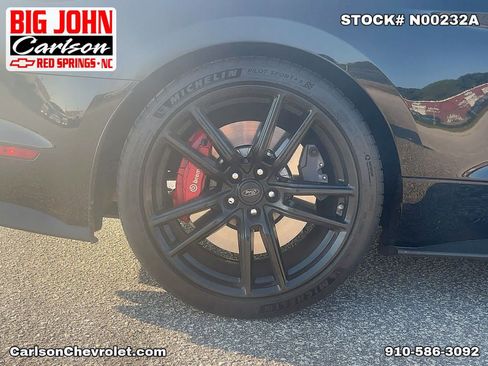 Used 2022 Ford Mustang Shelby GT500 w/ Technology Package RWD image 39