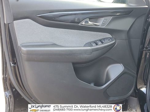 Used 2025 Chevrolet TrailBlazer LS w/ LPO, Blackout Package image 23