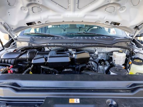 Used 2019 Ford F350 XL w/ Power Equipment Group image 16