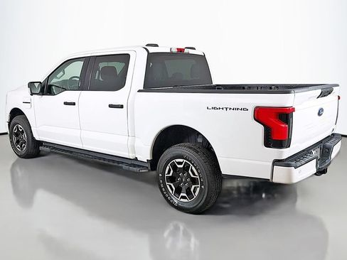 Used 2023 Ford F150 Lightning XLT AWD/4WD image 9