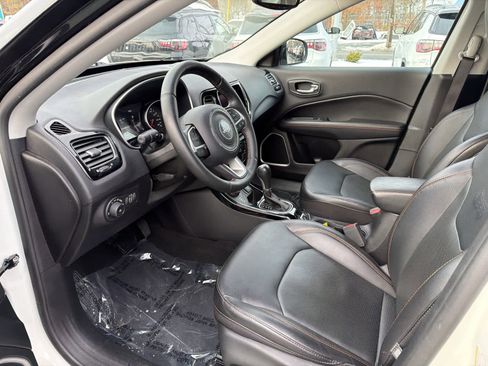 Used 2019 Jeep Compass Limited w/ Advanced Safety Group image 10