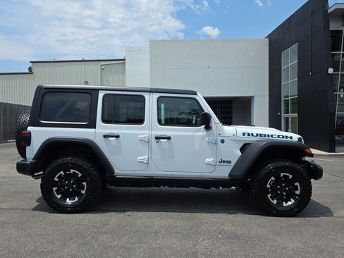 Used 2025 Jeep Wrangler Unlimited Rubicon 4xe w/ Safety Group AWD/4WD image 6