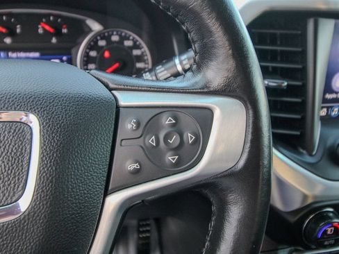 Used 2020 GMC Acadia SLE w/ Driver Convenience Package FWD image 21