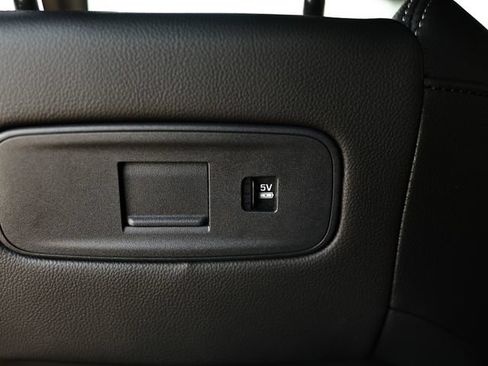 Used 2026 Land Rover Discovery Sport Landmark AWD/4WD image 31