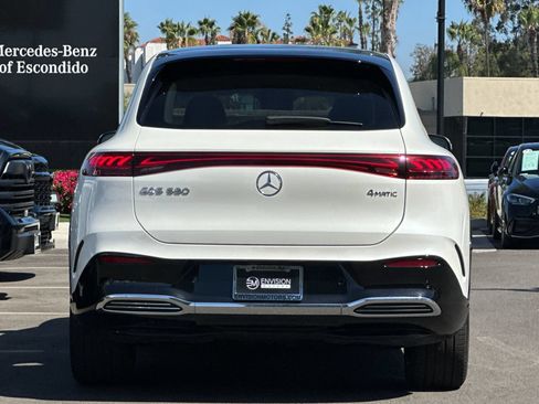 Used 2023 Mercedes-Benz EQS 580 4MATIC SUV image 4