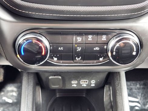 Used 2023 Chevrolet TrailBlazer ACTIV FWD image 19