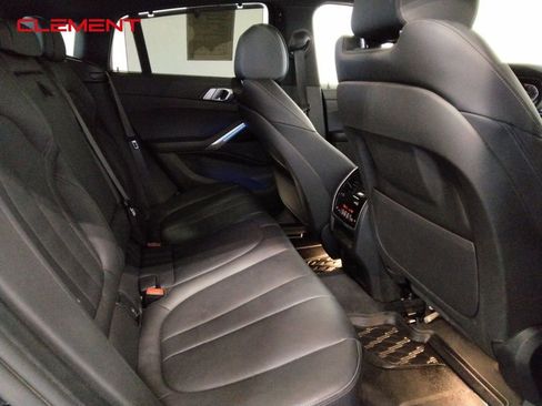 Used 2021 BMW X6 xDrive40i image 36