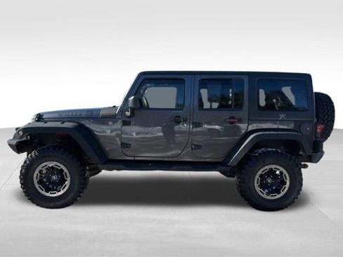 Used 2018 Jeep Wrangler Unlimited Sport image 7