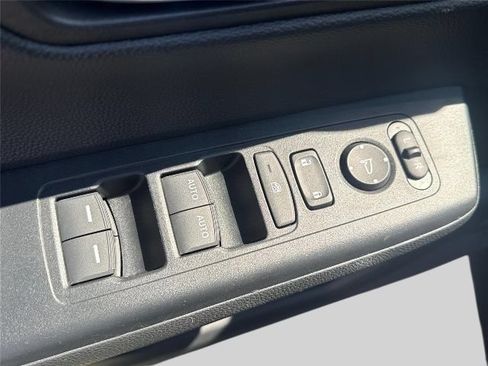 Used 2024 Honda CR-V EX image 7