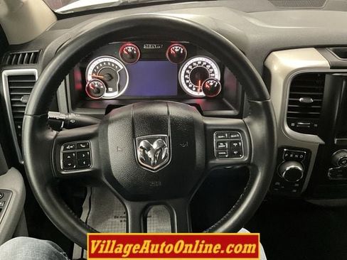 Used 2019 RAM 1500 Big Horn AWD/4WD image 19